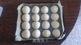 中种椰香豆沙排包的做法步骤：12