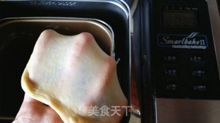 黑芝麻土司面包机版的做法步骤：1