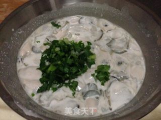 舌尖上的中国2---蚝烙的做法步骤：4