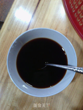 洋葱叶烧豆腐的做法步骤：2