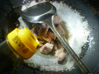 梅豆炒排骨的做法步骤：5