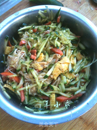凉拌黄瓜金针菇的做法步骤：5