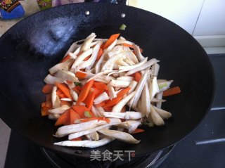 手撕杏鲍菇的做法步骤：6