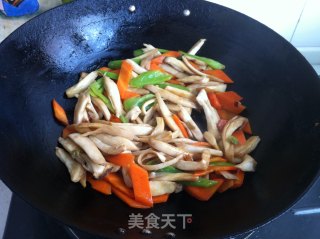 手撕杏鲍菇的做法步骤：8
