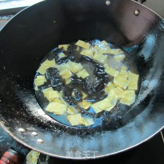 粉丝蛋皮海苔汤的做法步骤：6