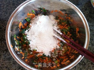 胡萝卜香菜鸡蛋饼的做法步骤：7