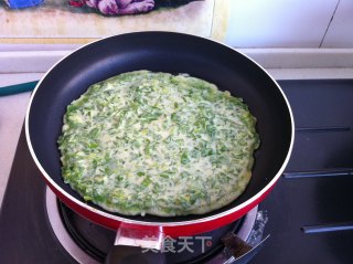 芹菜叶鸡蛋饼的做法步骤：6