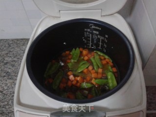 腊香焖饭的做法步骤：3
