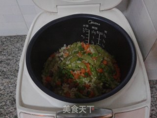 腊香焖饭的做法步骤：4
