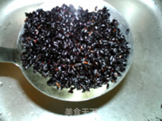 黑豆赤豆芝麻糊的做法步骤：4