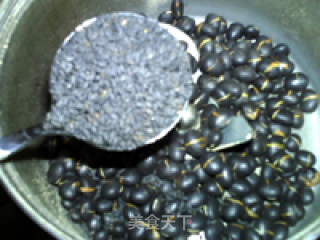 黑豆赤豆芝麻糊的做法步骤：9