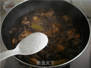 榛蘑炖鸡腿的做法步骤：15