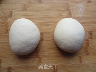 【自制烤肉丸比萨】的做法步骤：4