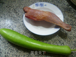 夜开花炒腊鸡腿的做法步骤：1