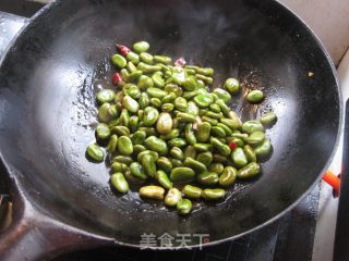 卤汁焖蚕豆的做法步骤：8