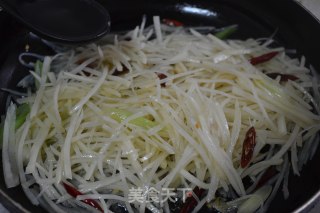 醋溜土豆丝的做法步骤：13