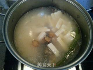 鲫鱼豆腐汤的做法步骤：6