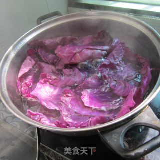 柴甘蓝包肉的做法步骤：3