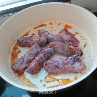 柴甘蓝包肉的做法步骤：11