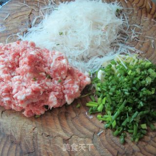 红烧粉丝酿豆腐的做法步骤：2