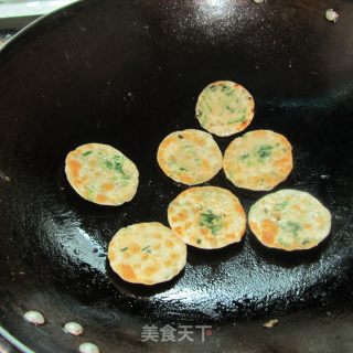 韭菜馅烙饼的做法步骤：11