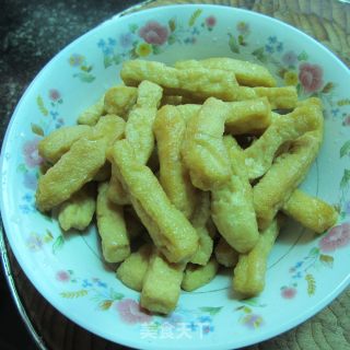 鱼香油豆腐的做法步骤：1