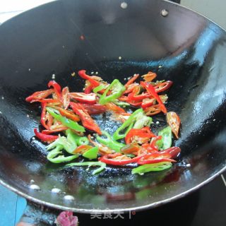 鱼香油豆腐的做法步骤：3
