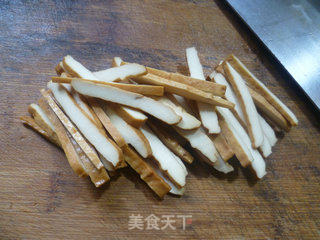 香干炒油麦菜的做法步骤：4