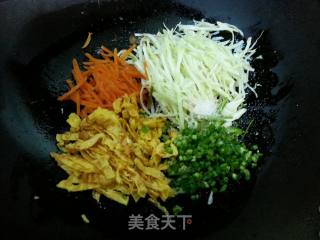 包菜鸡蛋盒子的做法步骤：2