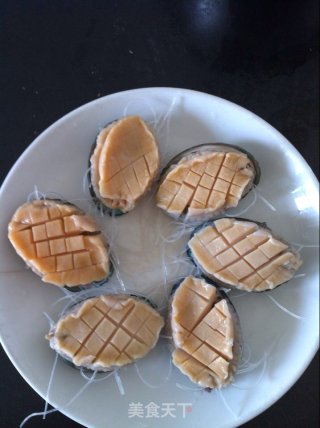 蒜蓉粉丝鲍鱼的做法步骤：3