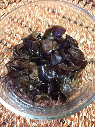黑木耳红枣茶的做法步骤：3