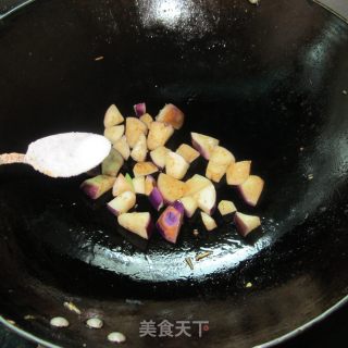 茄子炒火腿的做法步骤：3