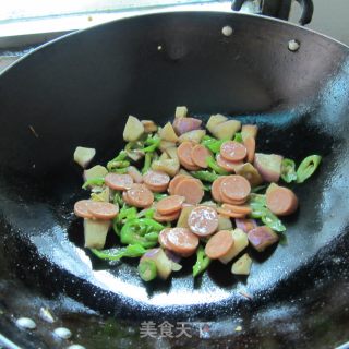 茄子炒火腿的做法步骤：5