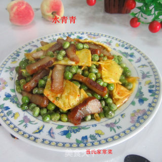 小炒青豆腊肉加蛋皮的做法步骤：8