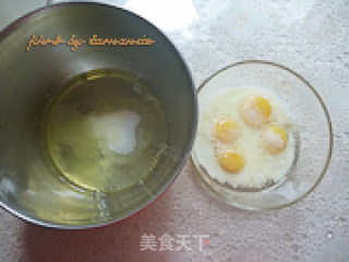 彩色蛋糕卷的做法步骤：1