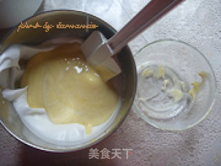 彩色蛋糕卷的做法步骤：9