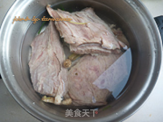 牛肉两吃的做法步骤：2