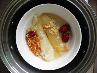 花胶孕妇月子汤--花胶的功效以及食用方法做法介绍的做法步骤：2