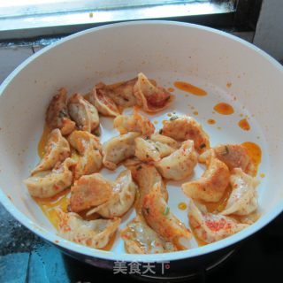 陶瓷锅煎饺子的做法步骤：7