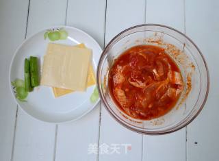 【芝心鸡腿】晚餐来一点小资情调吧的做法步骤：1
