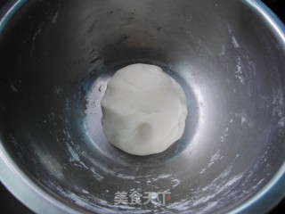 土豆培根披萨的做法步骤：2