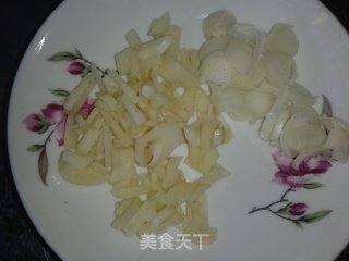 炒三丝——低油版的做法步骤：2