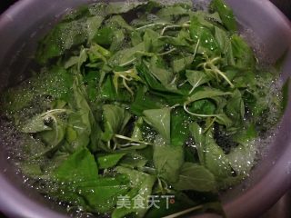 潮汕的名小菜---麻叶的做法步骤：2