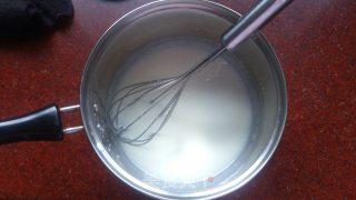 香蕉戚风的做法步骤：2