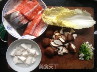 三文鱼骨汤的做法步骤：1