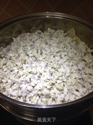 槐花麦饭的做法步骤：3