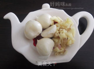 平凡外表下的真心实意——湖北名菜香酥藕夹的做法步骤：2
