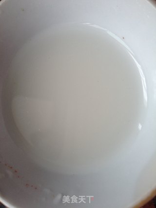 黑椒酱鱿鱼炒土豆的做法步骤：3