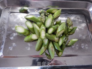 茄汁鱼丁芦笋的做法步骤：6
