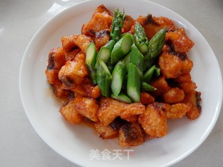 茄汁鱼丁芦笋的做法步骤：13